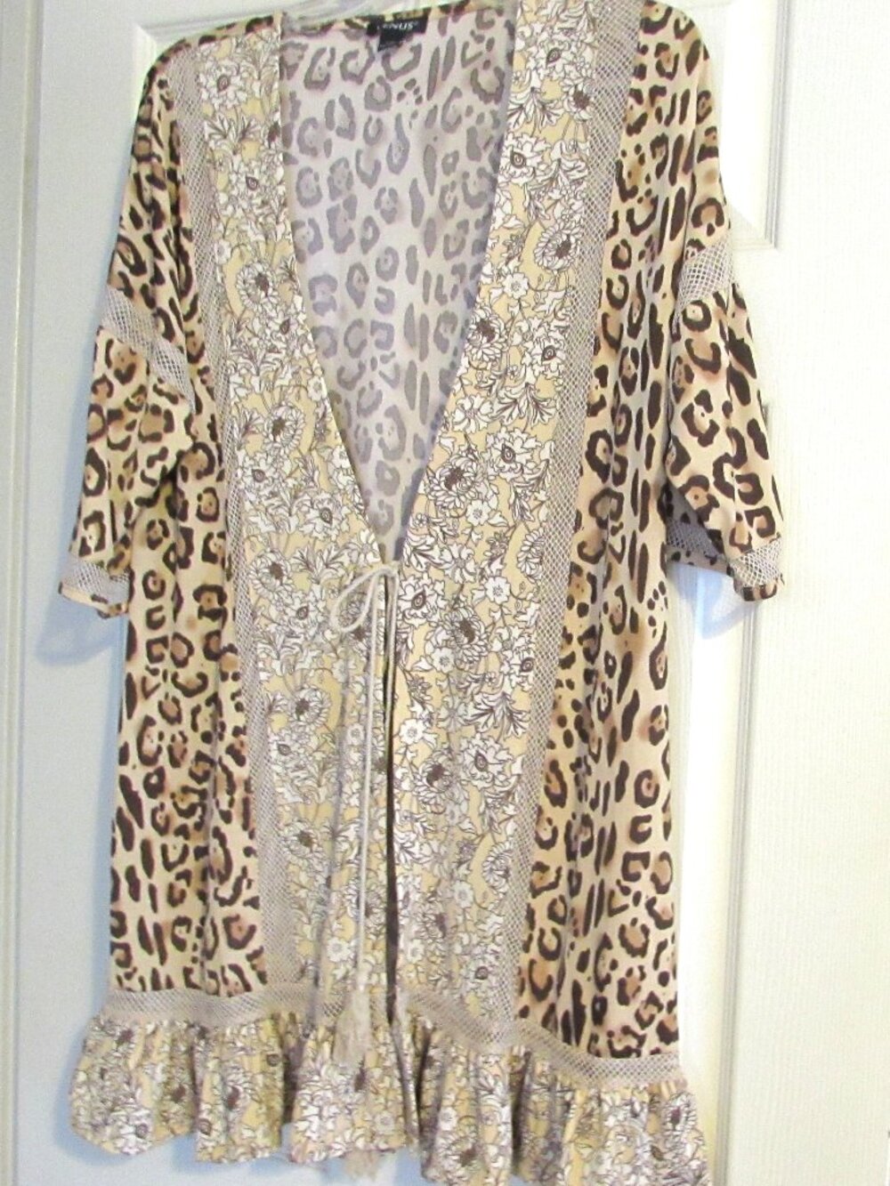 VENUS Gorgeous Floral & Leopard Print Polyester Cardigan Size L/XL